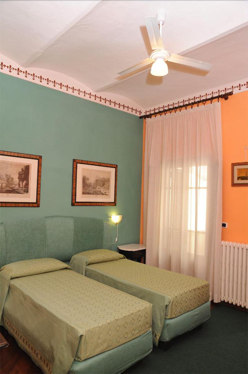 gastezimmer Tarussio Arezzo Exterior foto