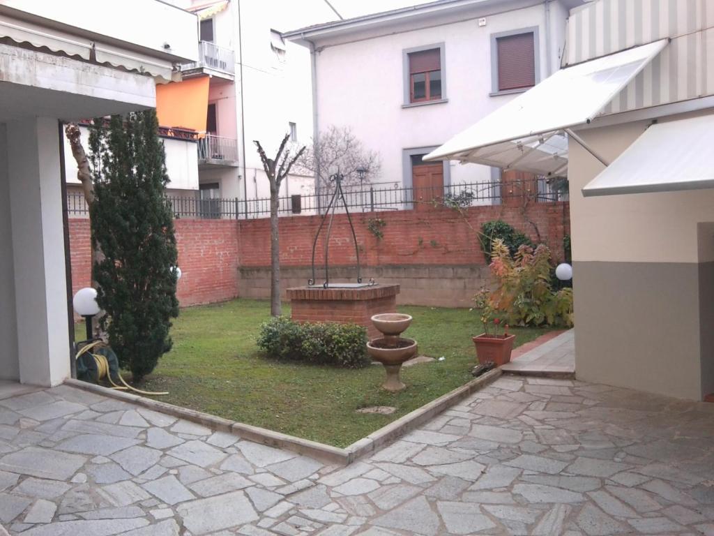 gastezimmer Tarussio Arezzo Exterior foto
