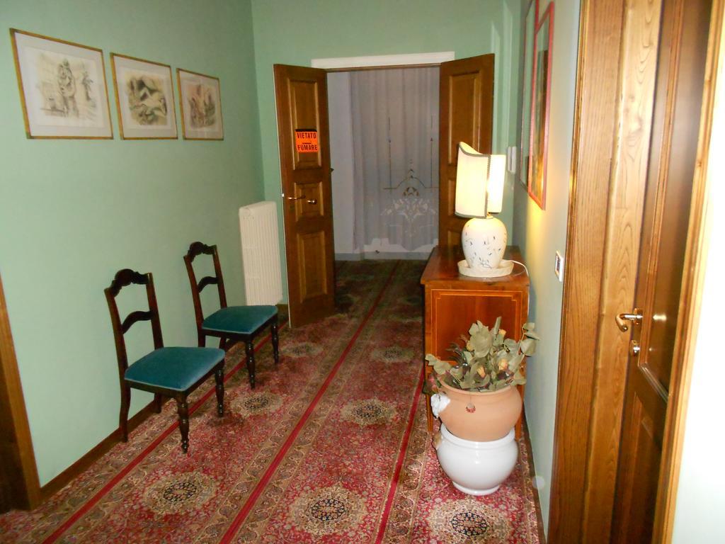 gastezimmer Tarussio Arezzo Exterior foto