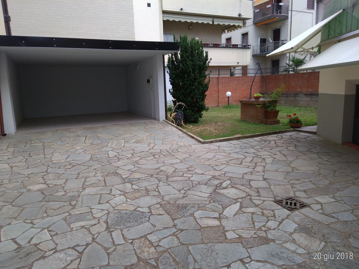 gastezimmer Tarussio Arezzo Exterior foto