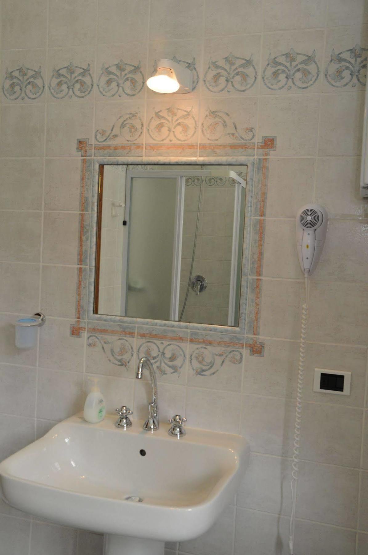 gastezimmer Tarussio Arezzo Exterior foto